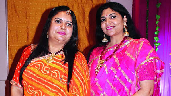 Amrita (L) and Ruhi