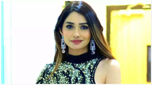 Here's all you need to know about actress-cum-casting director Aarti ...