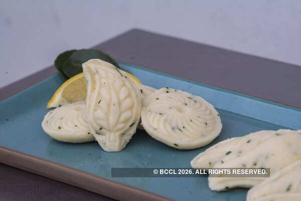 Home chef Sonali Chatterjee gives a twist to the simple white makha sandesh (hand kneeded) with sugar and flavoured with Gondhoraj rind and home made Gondhoraj oil