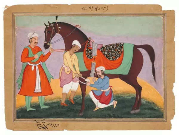 A HORSE AND THREE GROOMS (1)