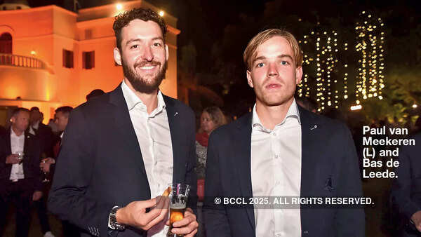 Paul van Meekeren (L) and Bas de Leede Paul van Meekeren (L) and Bas de Leede