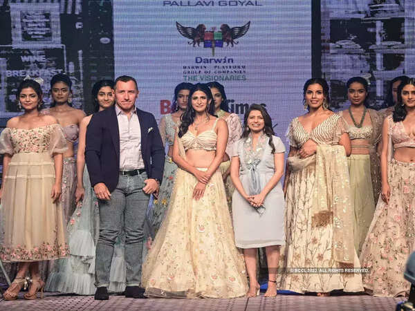 Bombay-Times-Fashion-Week-2022-Day-3-Pallavi-Goyal
