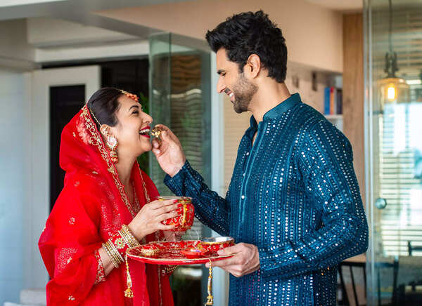 Pb_Vivek Dahiya & Divyanka Tripati for Karwa Chauth-20