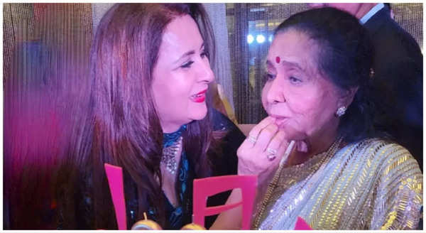 Poonam Dhillon and Asha Bhosle