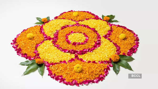 OHP 6 Petal Flower Rangoli – aabhaas design and craft