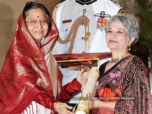 Laila Tyabji honoured with 'National Design Guru' title - Times of India