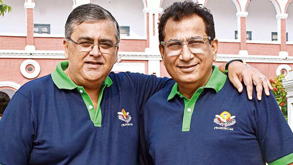 Deep Prakash (L) & Tony Sikka