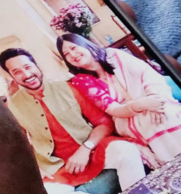 Param Piya.