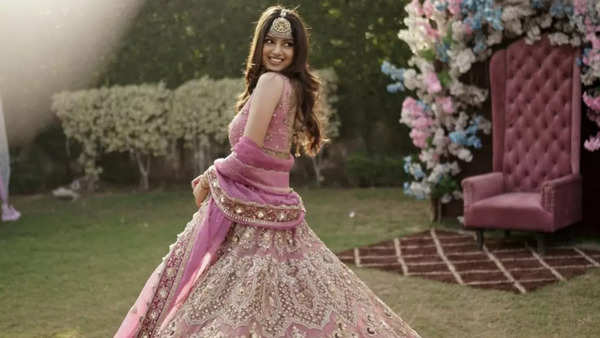 Buy Bollywood Model Rani Pink silk wedding lehenga choli in UK, USA and  Canada