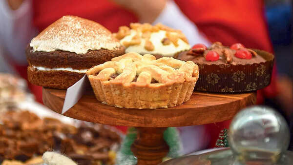 Delhiites bought Christmas delicacies from GCM 2023