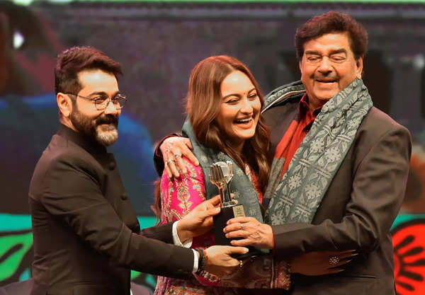 Salman Khan, Anil Kapoor, Shatrughan Sinha and Sonakshi Sinha ...