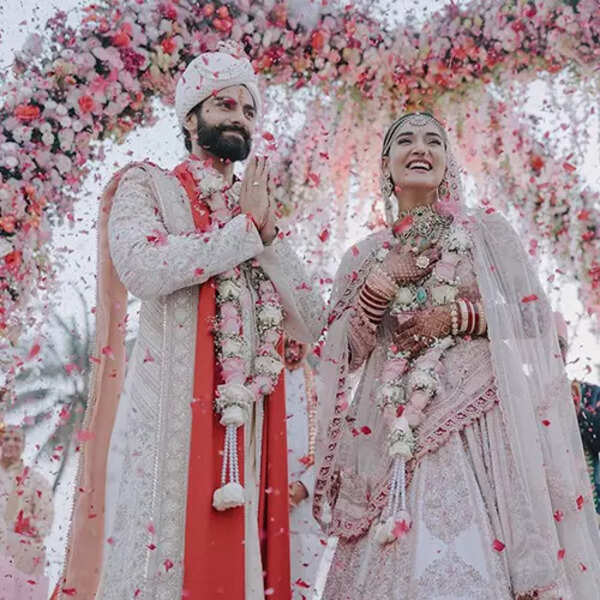 Pics: Mukti Mohan weds Kunal Thakur
