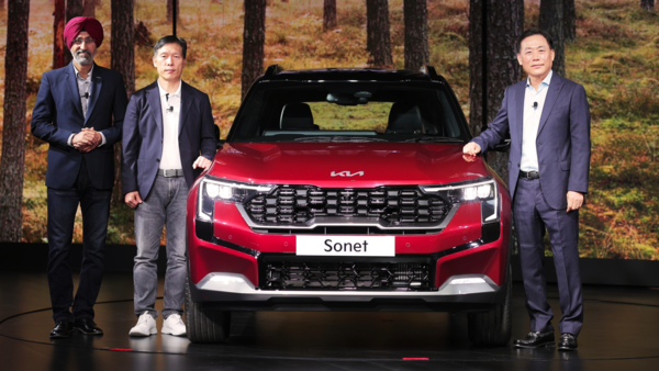 From left) Hardeep Singh Brar, Head of Sales & Marketing, Mr. Myung-Sik Sohn - Chief Sales and Business Officer and Mr. Tae Jin Park, MD and CEO - Kia India