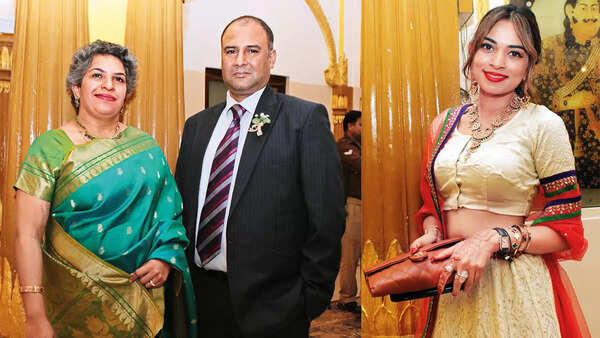 (L) Aksashi and Kunal Ganguli (R) Sana Khan