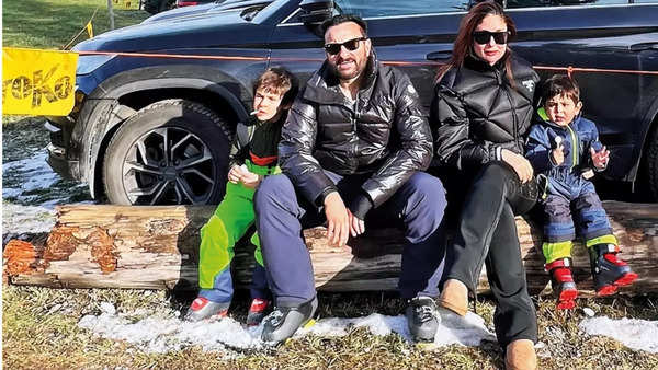 Saif Ali Khan, Kareena Kapoor Khan, Taimur and Jeh