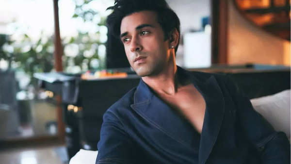 Pulkit Samrat