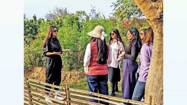 NCR’s winter must-try: Chilling in local farms with your squad | Delhi News – Times of India