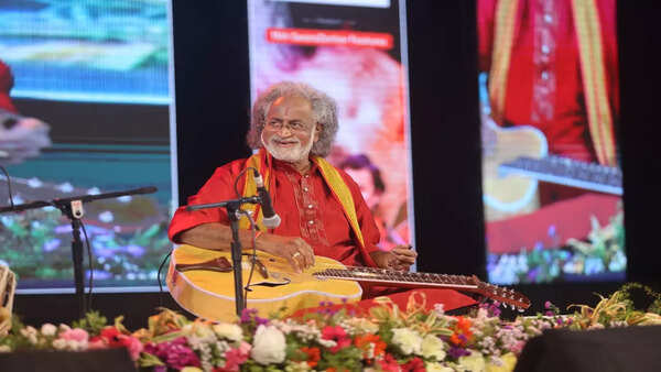 Pandit Vishwa Mohan Bhatt (1)
