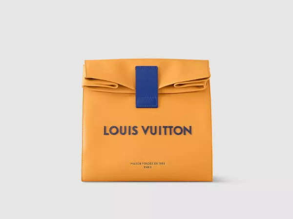 LOUIS VUITTON UNVEILS THE KNOKKE BAG 2023 - Numéro Netherlands