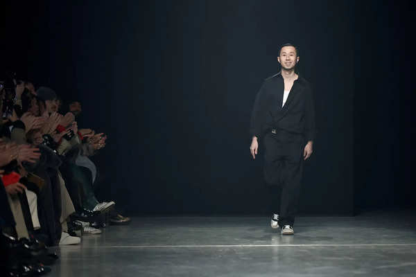 Chinese designer Sean Suen takes centre-stage at Paris Fashion Week ...