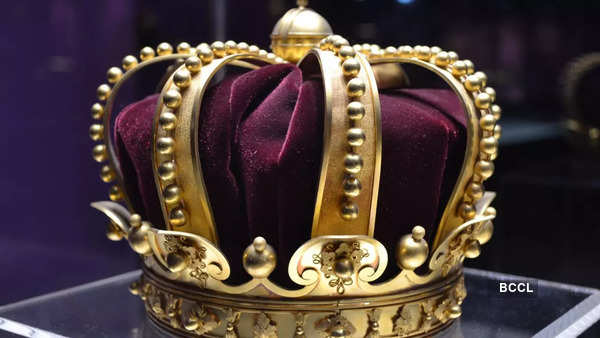 Kohinoor Diamond Curse : The curse of Kohinoor: How the diamond affects its  male owners