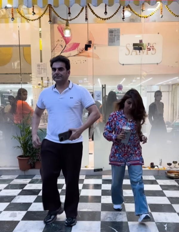 Arbaaz Khan wins hearts as he patiently waits for wife Sshura outside a salon; fans REACT – See photos | – Times of India