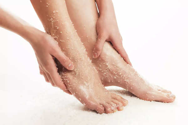 Toes Pores and skin Care : The best way to soften the pores and skin of your toes with pure scrubs |