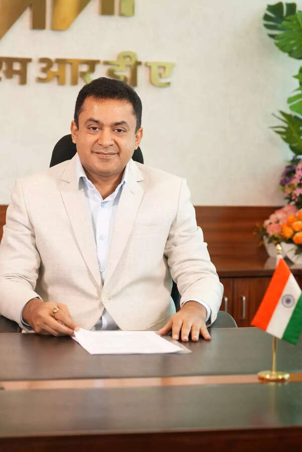 Dr Sanjay Mukherjee,