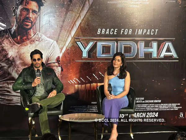 Sidharth Malhotra and Raashi Khanna promote their upcoming movie in Jaipur | – Times of India