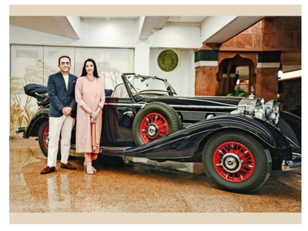 Brijesh Chinai & Chamundeshwari Bhogilal Chinai with the 1937 Mercedes Benz 540K Cabriolet B Brijesh Chinai and Chamundeshwari Bhogilal Chinai with the 1937 Mercedes Benz 540K Cabriolet B
