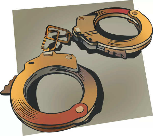 Four loot accused held after encounter