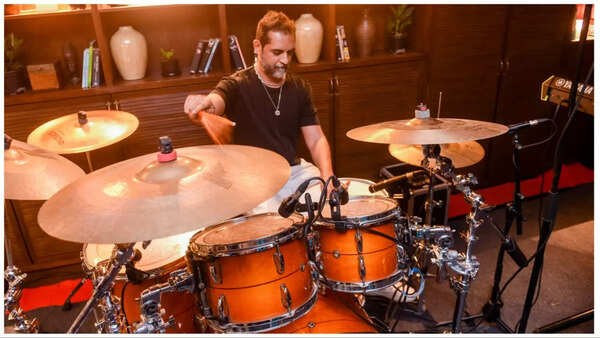 Karsh Kale 03-Mar-2024-07-00-PM-2383