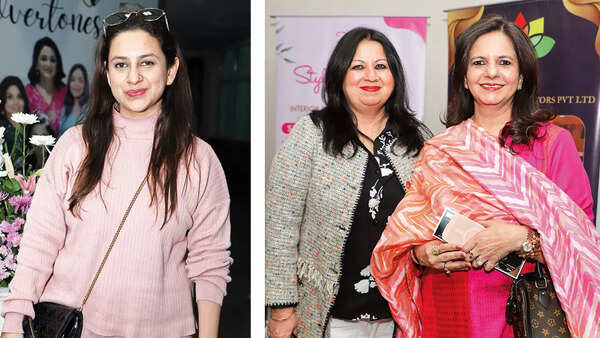 (L) Akanksha Sinha (R) Namita and Seema