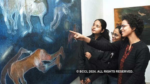 (L-R) Shubhra Singh, Prity Gupta and Shivani Vishwakarma