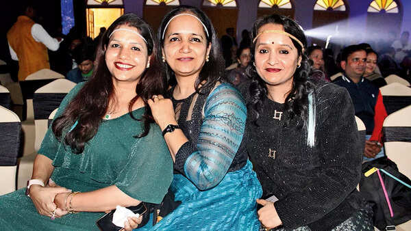 (L-R) Kajal, Aditi and Varkha Jain