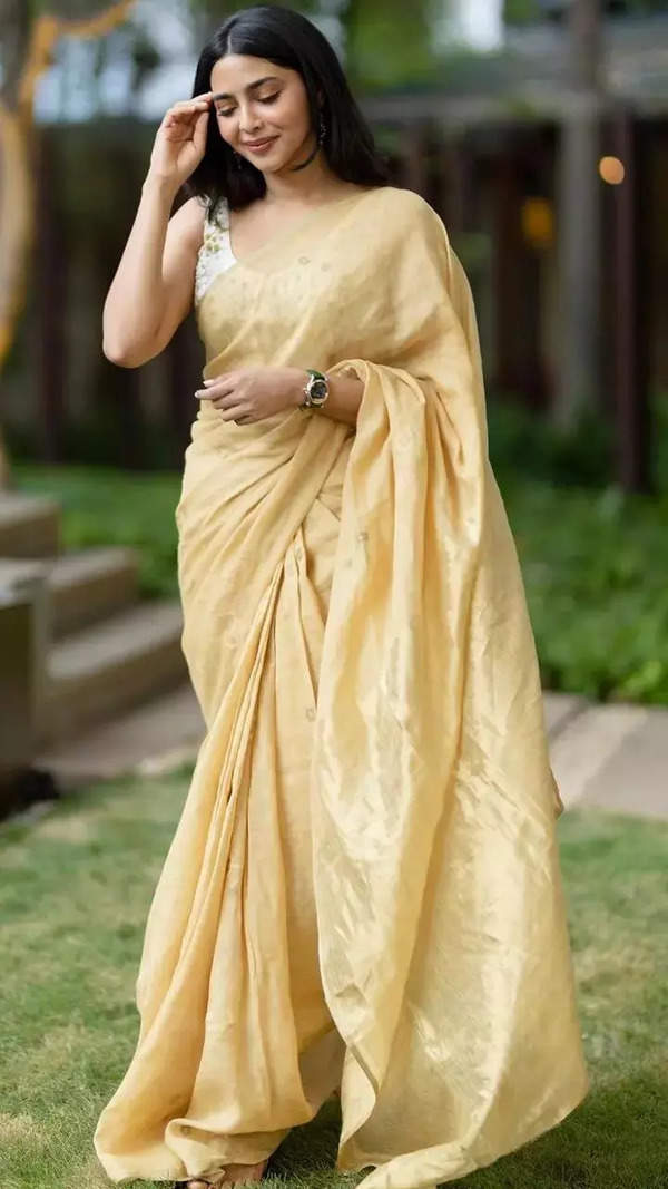 Aishwarya Lekshmi Stills