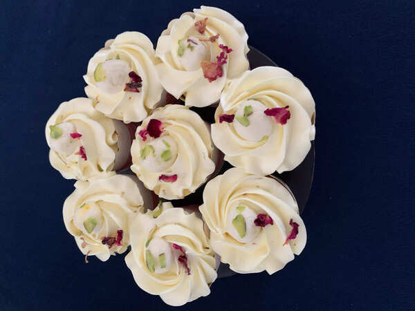 Thandai Cup Cakes With Rasmalai - HETAL SOUL KITCHEN.