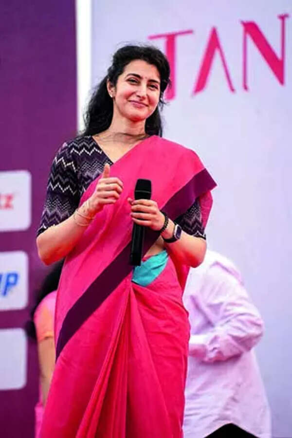 HT18saree_runPSN-30