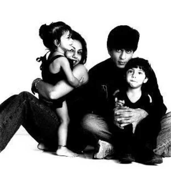 some-adorable-bollywood-family-photos-v0-0xz5or0u89rc1.