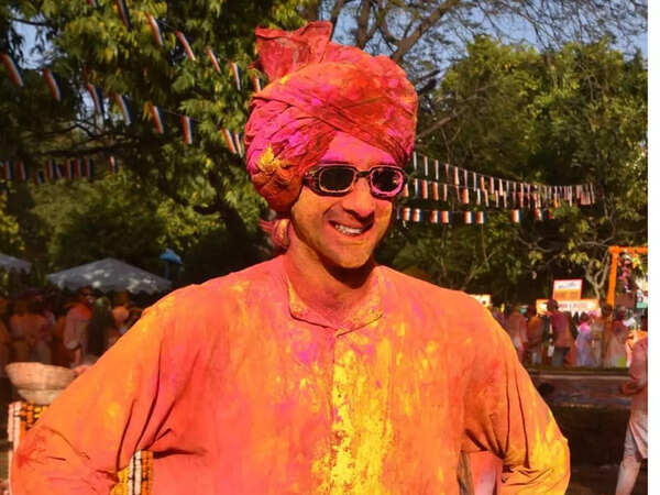 Erstwhile Jaipur royal Padmanabh Singh- all drenched in Holi spirits