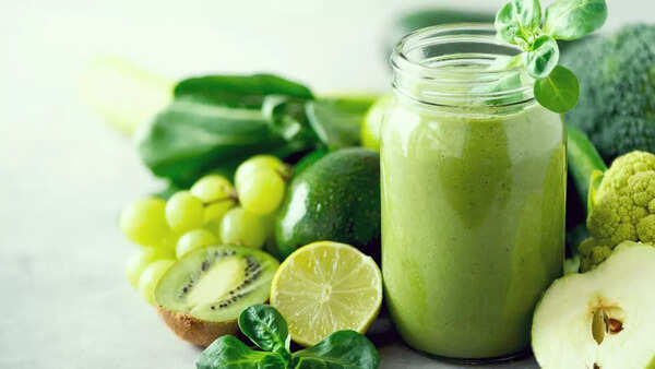 9 ways to sneak in leafy greens in your kids diet - Times of India