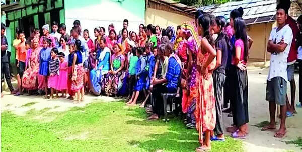 Vote piggy-bank: 300+ electors from one single family in Assam village