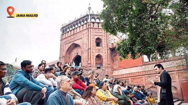 Tehzeeb-e-Tawaif heritage walk, organised as a part of Delhi Tourism's Walk Festival earlier this year.