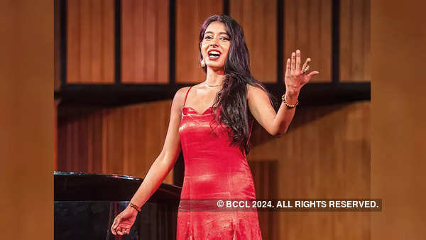 Sharmishtha Samal performing a Spanish Aria (a song within an opera)