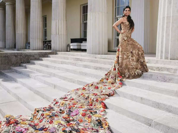 Isha Ambani Met Gala Sari Gown: All about Reliance Industries director Isha  Ambani Piramal's breathtaking sari gown at Met Gala 2024 | - Times of India