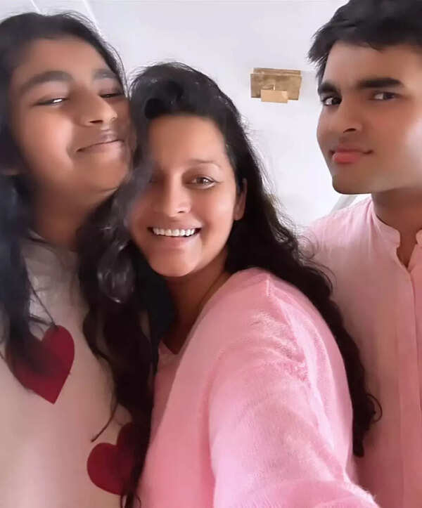 Love for my kids gave me the strength to thrive as a single mom: Renu Desai  | Telugu Movie News - Times of India