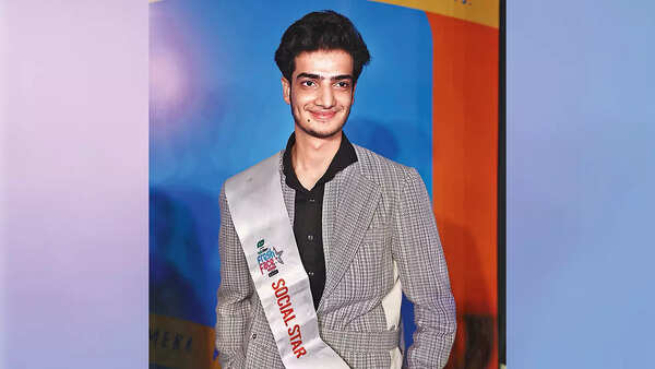 Social Star Sangeet Verma
