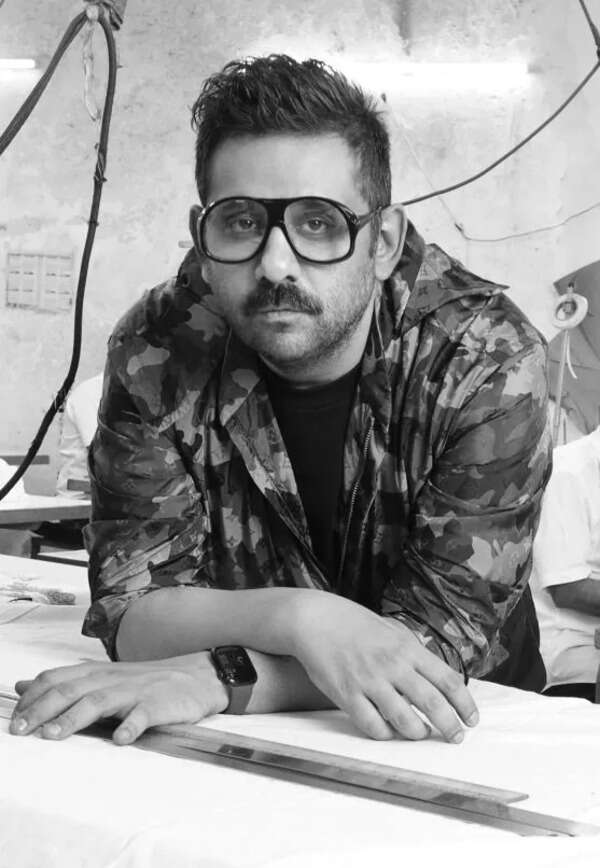 Pee Stained Pants Fashion Experts React to Unusual Denim Trend