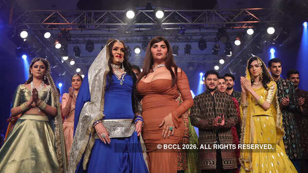 लक्ष्मी नारायण त्रिपाठी डिजाइनर एली शर्मा के साथ