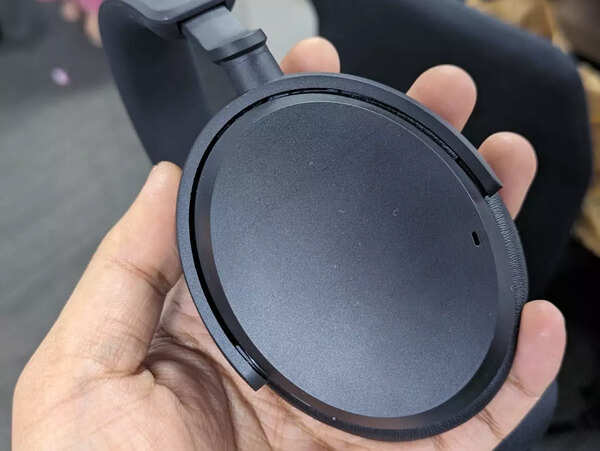 Sennheiser Accentum wireless headphones review: Sounds right